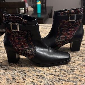 Coldwater Creek Ana Black and Patterned Ankle Boots